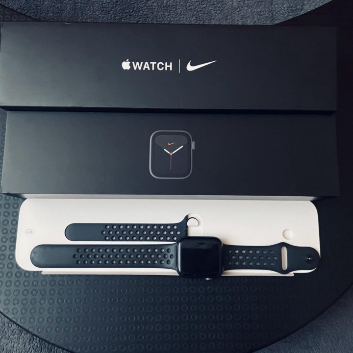 Apple Watch Nike Series 6 44mm РОСТЕСТ