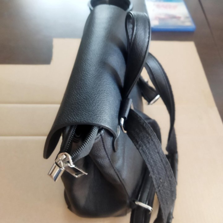 Сумочка - рюкзачок