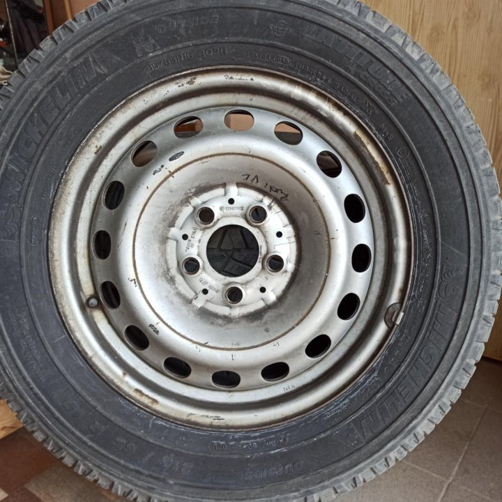 Шыны MICHELIN 215/65/16xl