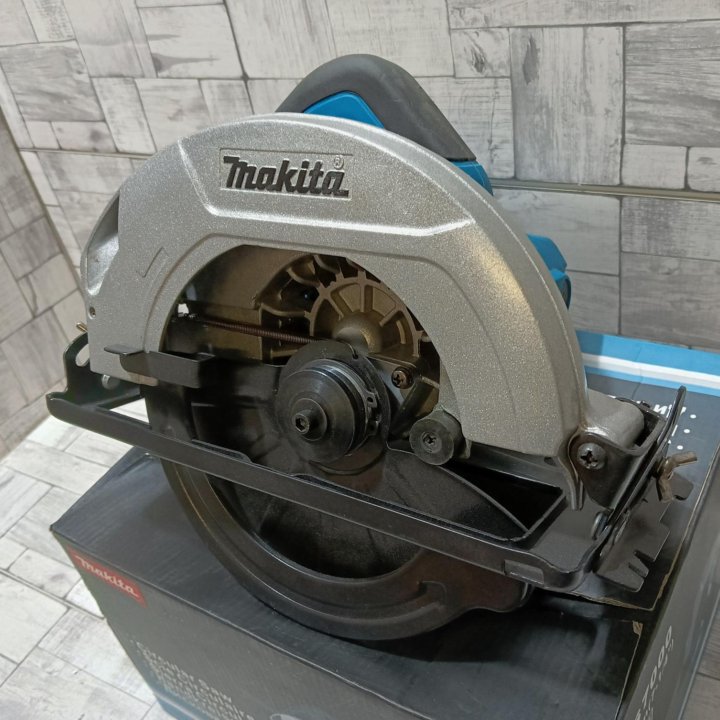 Дисковая пила makita