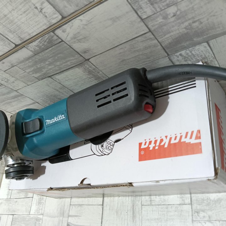 Ушм makita 125 mm