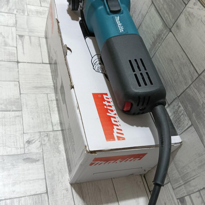 Ушм makita 125 mm с регулировкой