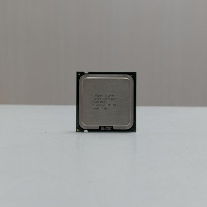 Процессор Intel Core 2 Quad Q8400 сокет 775