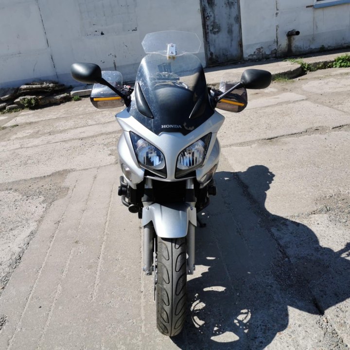 Honda cbf 1000