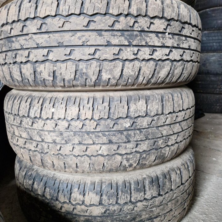 Bridgestone dueler 265/65 r17