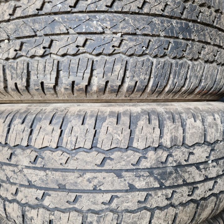 Bridgestone dueler 265/65 r17