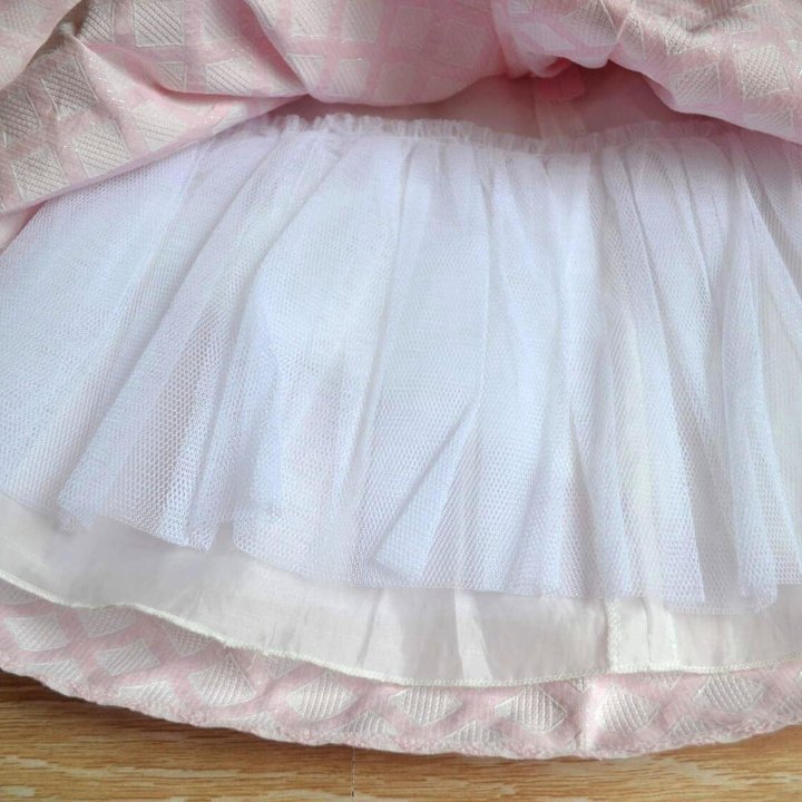 Платье нарядное