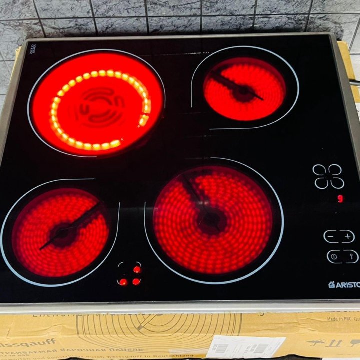 Варочная панель Ariston