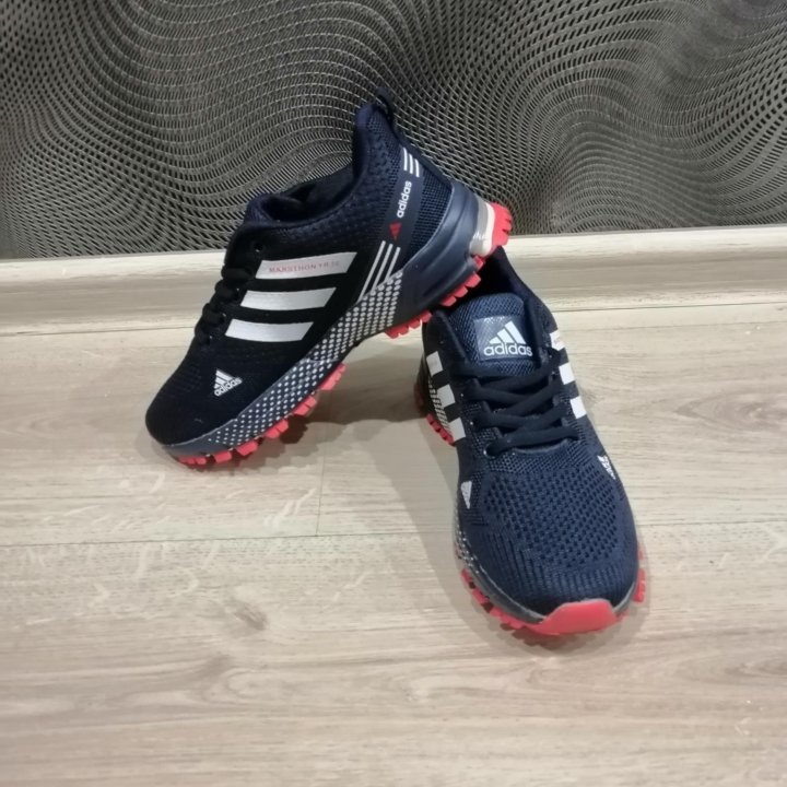 Новые кроссовки Adidas р.с 37 по 44