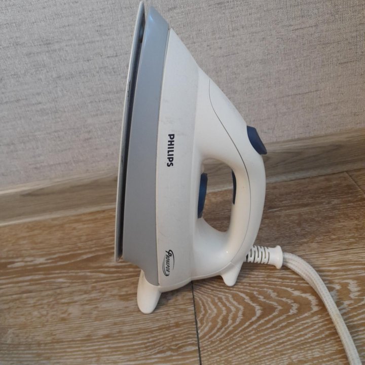 Утюг Philips GC6068