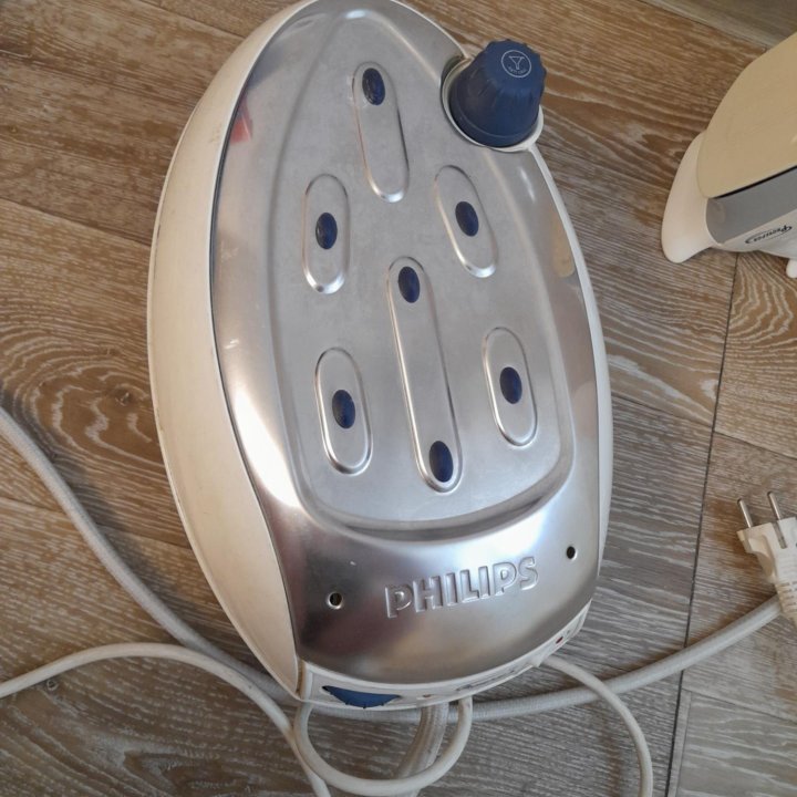 Утюг Philips GC6068