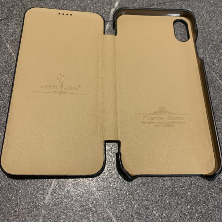 Продаю книжку чехол на iPhone XS Max