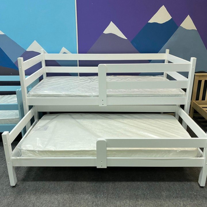 Двухъярусная детская кровать