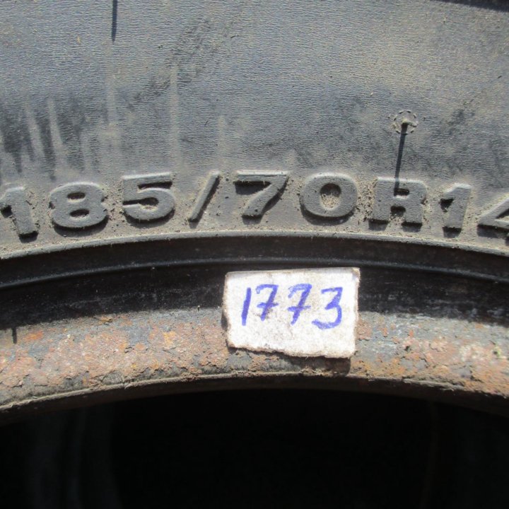 2шт 185\70 R14 Dunlop