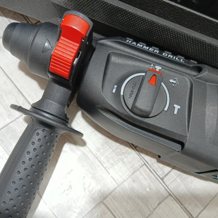 Перфоратор makita 1050 w