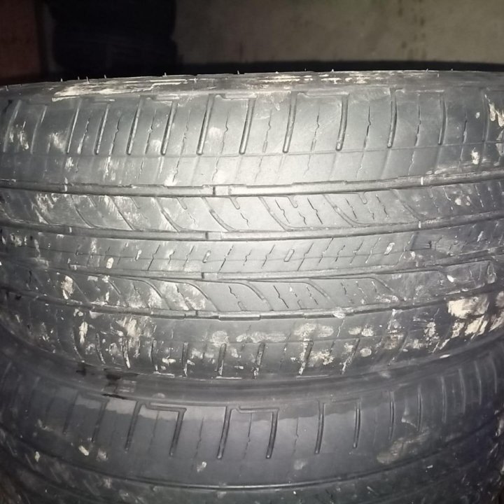 Bridgestone dueler h / t 684