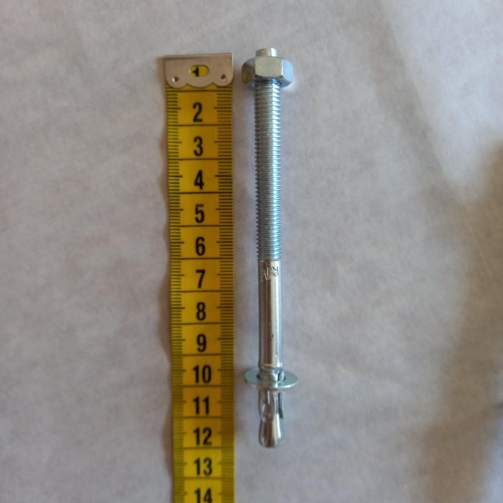 Анкерный болт