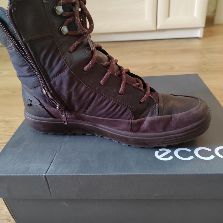 Ботинки демисезонные Ecco , б/у