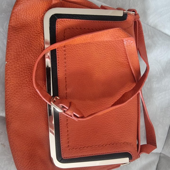 Сумка кожаная