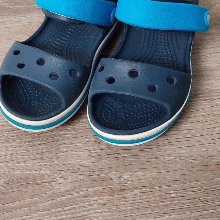 Crocs c10