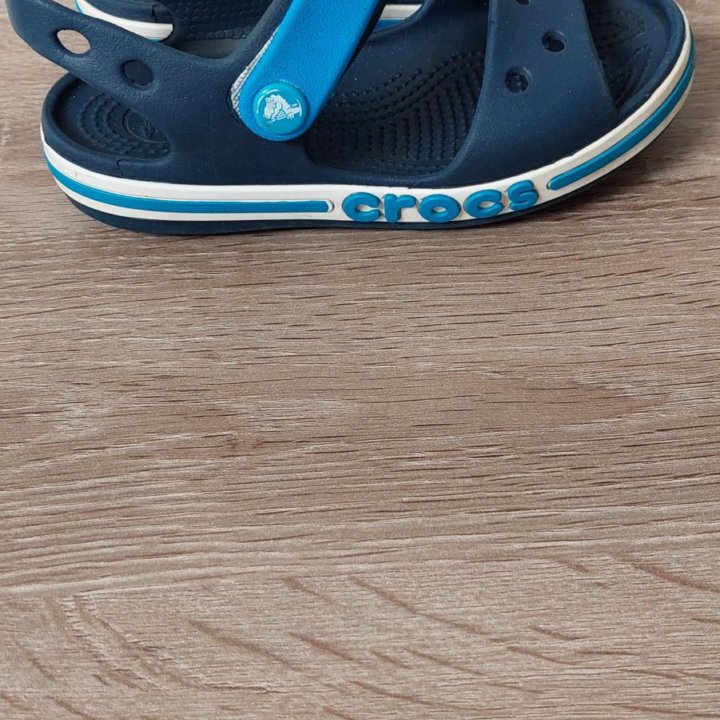 Crocs c10