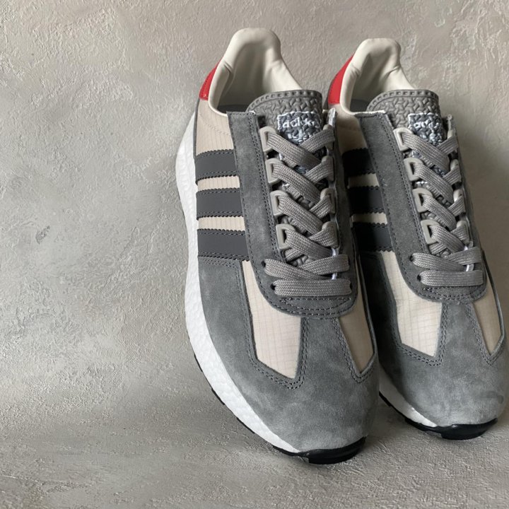 Кроссовки ADIDAS RETROPY e5