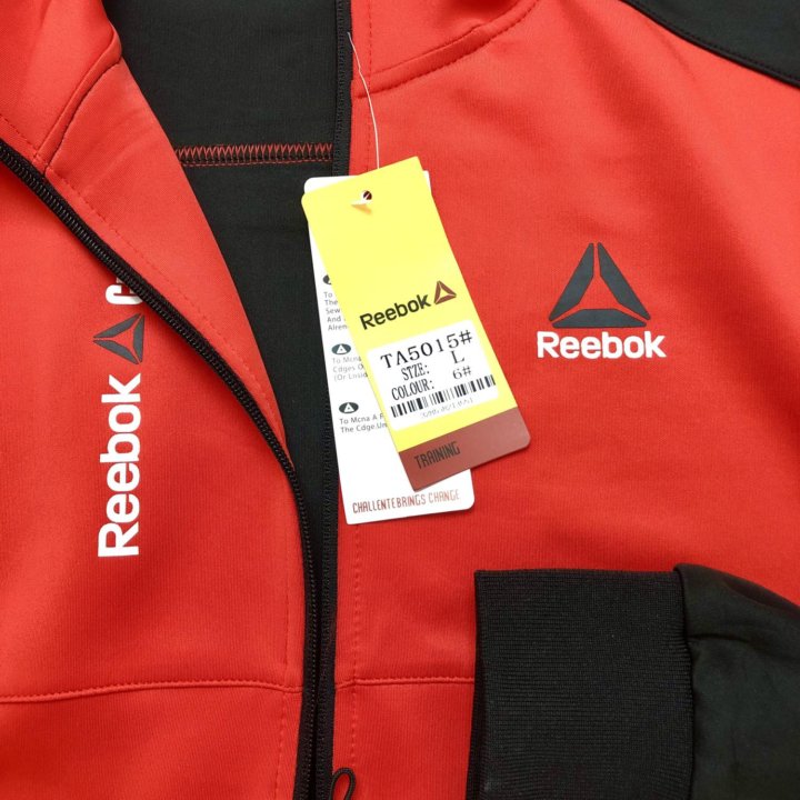 Спортивный костюм Reebok