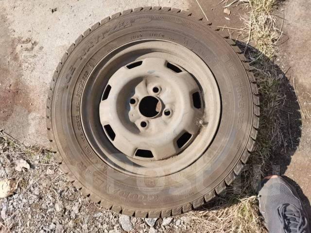 Goodyear Ice Navi Zea 175/70r13 на штампованных ди