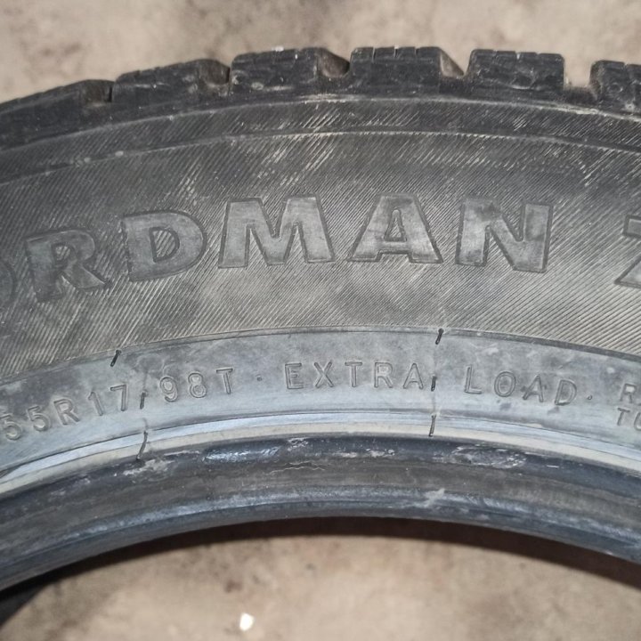 Nokian Nordman 7 215/55R17