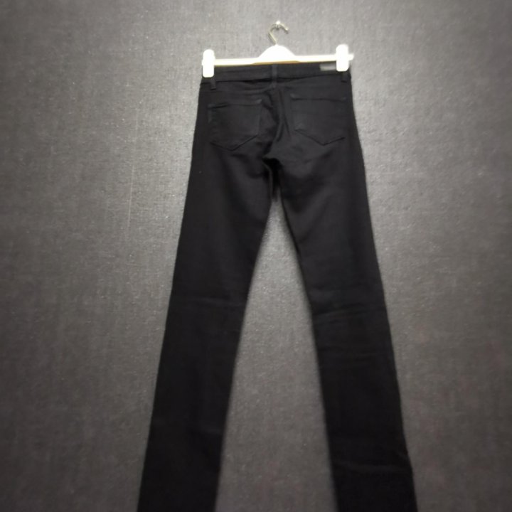 Джинсы оригинал piage