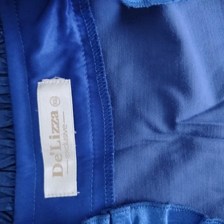 Платье вечернее