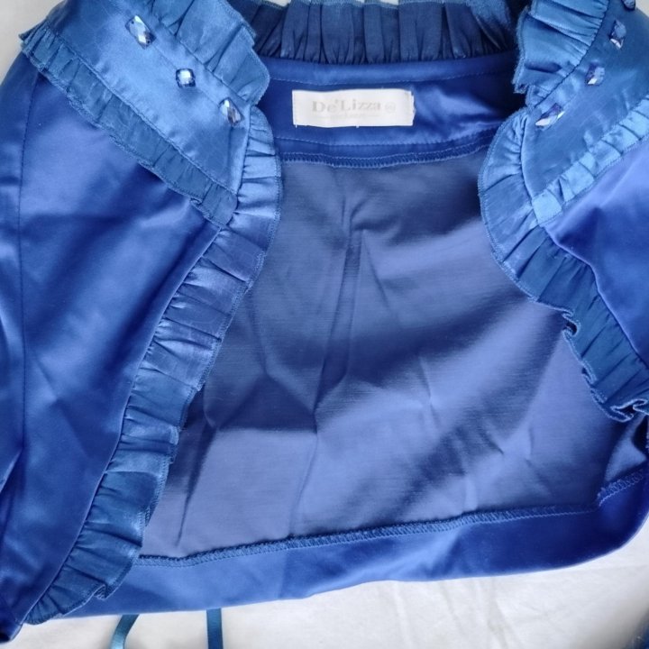 Платье вечернее