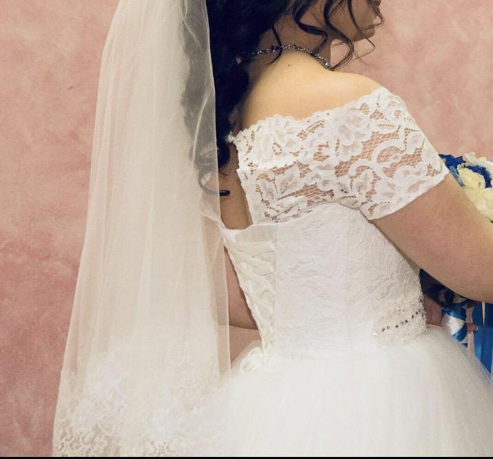 Свадебное платье