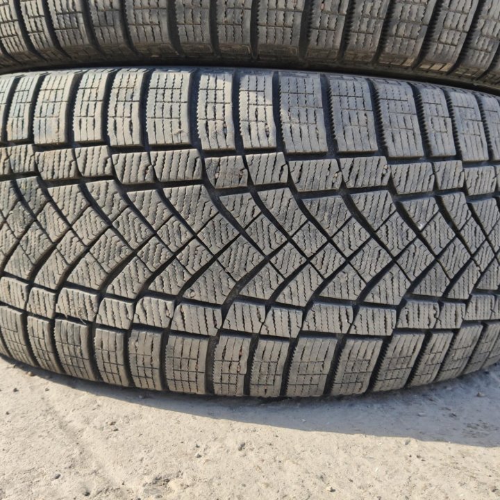 Pirelli Ice Zero FR, 285/60/18 пара