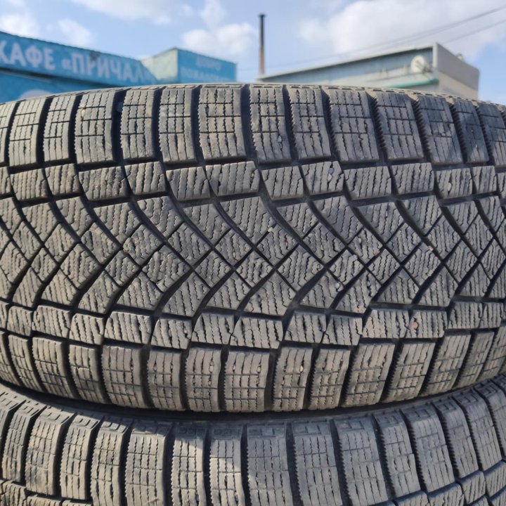 Pirelli Ice Zero FR, 285/60/18 пара