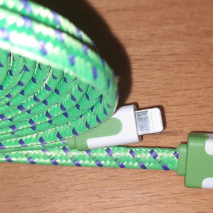 Кабель USB - iPhone