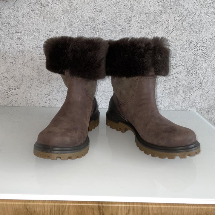 ПОЛУСАПОЖКИ Ecco