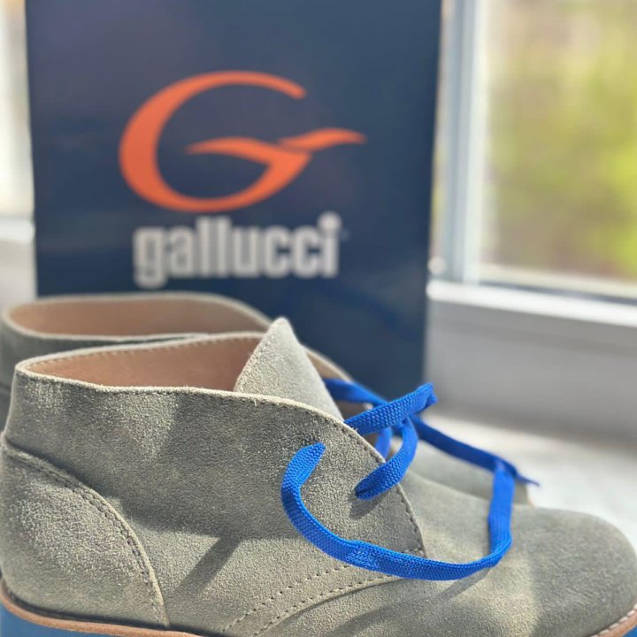 Ботинки Gallucci (Италия ) 30 размер новые