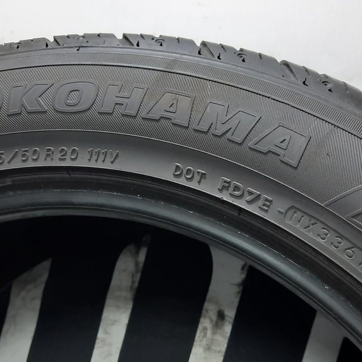 265/50R20 111V Yokohama Parada Spec-X Одиночка