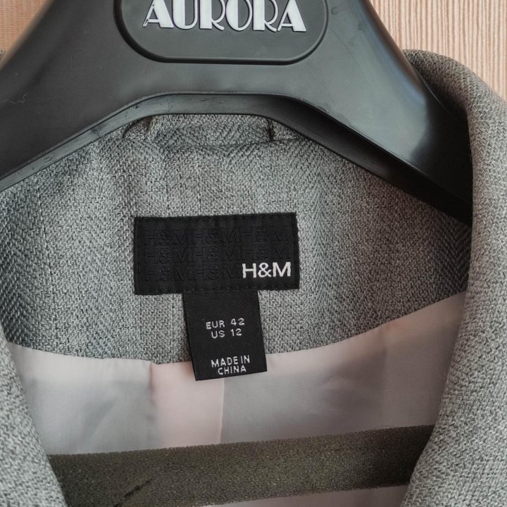 Костюм женский h&m