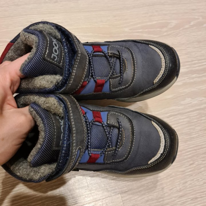 Демисезонные ботинки