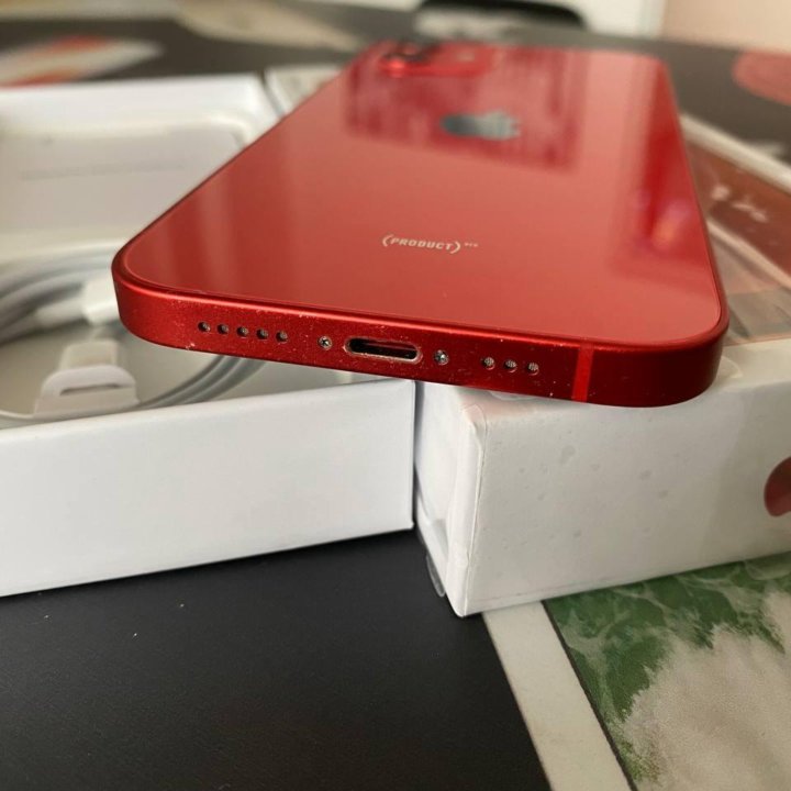 Apple iPhone 12 128Gb Red Как новый