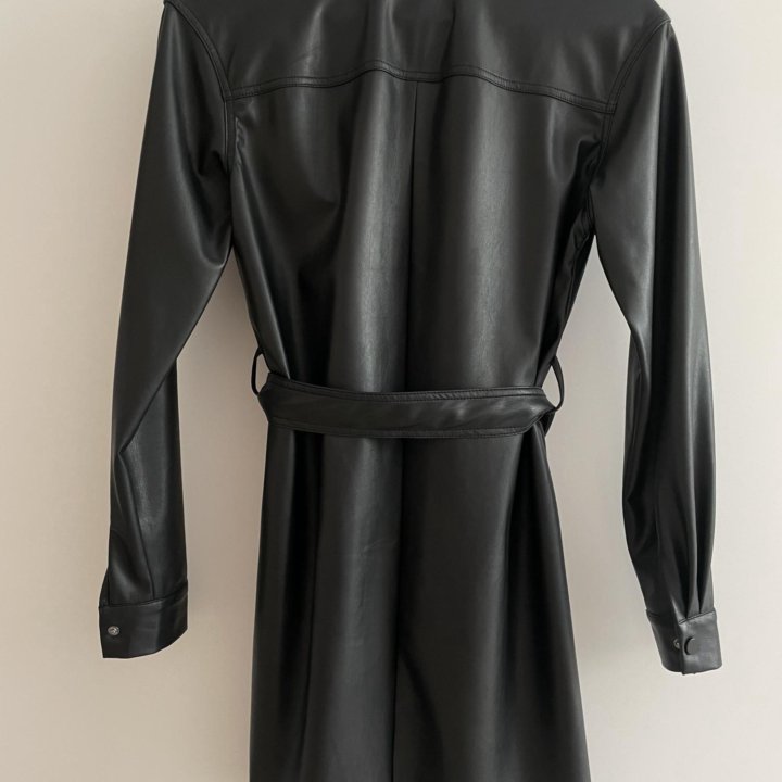 Платье кожаное