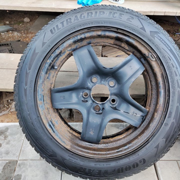 Зима Goodyear UltraGrip Ice 2 205/55 R16