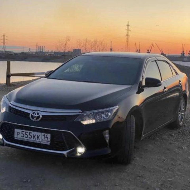 Toyota Camry, 2017