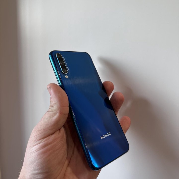 Продам Honor 30i 4/128Gb Blue