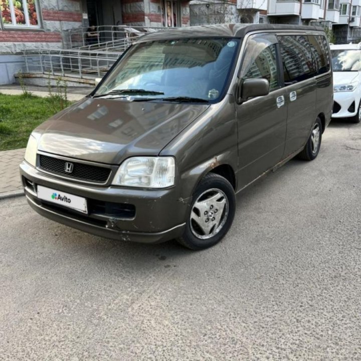 Honda Stepwgn, 2000