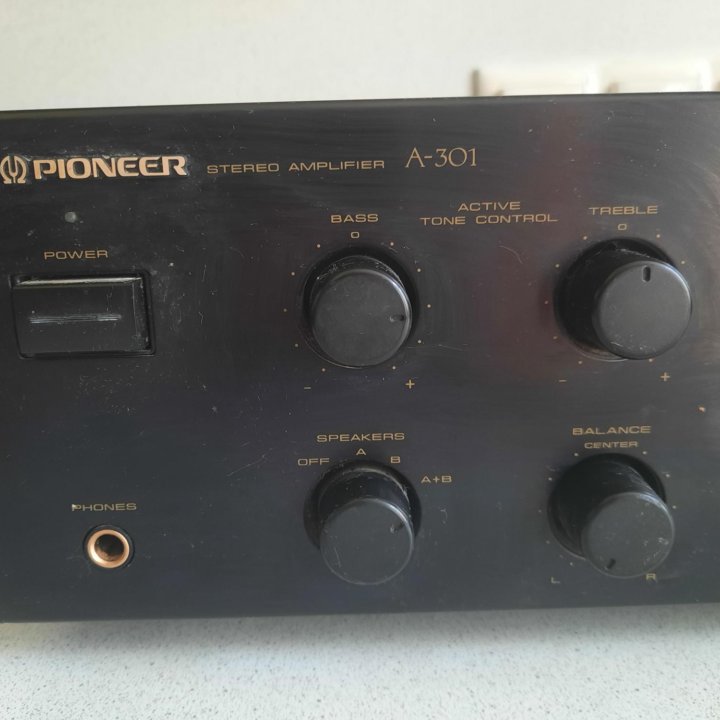 Стерео усилитель Pioneer Япония 1993 год