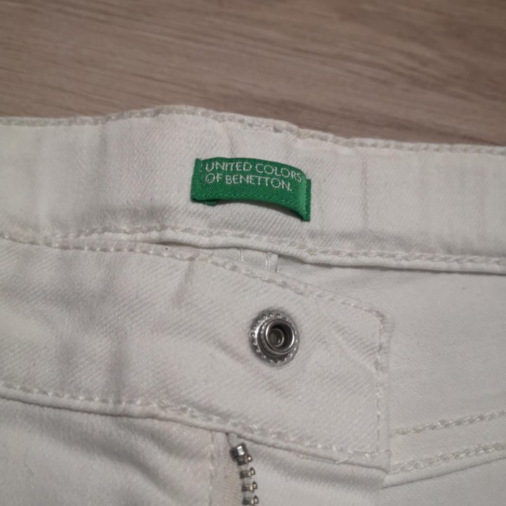 Шорты Benetton д/девочки на 152 см