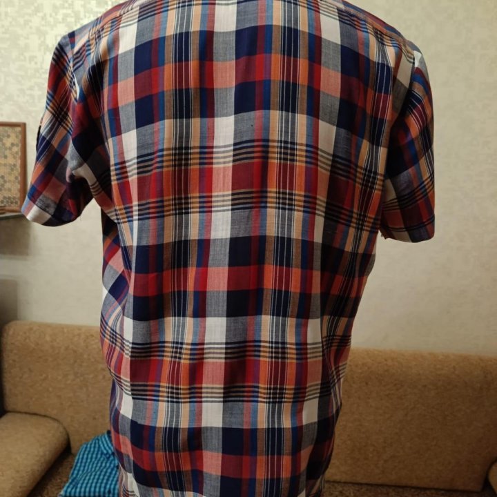 Рубашка мужская CBraiconf. Р-р 48-50.